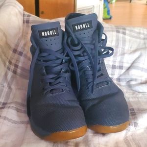 NOBULL Size 10 men's shoes